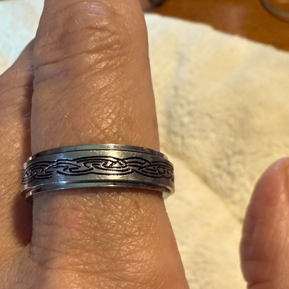 Intricate Silver Knot Ring